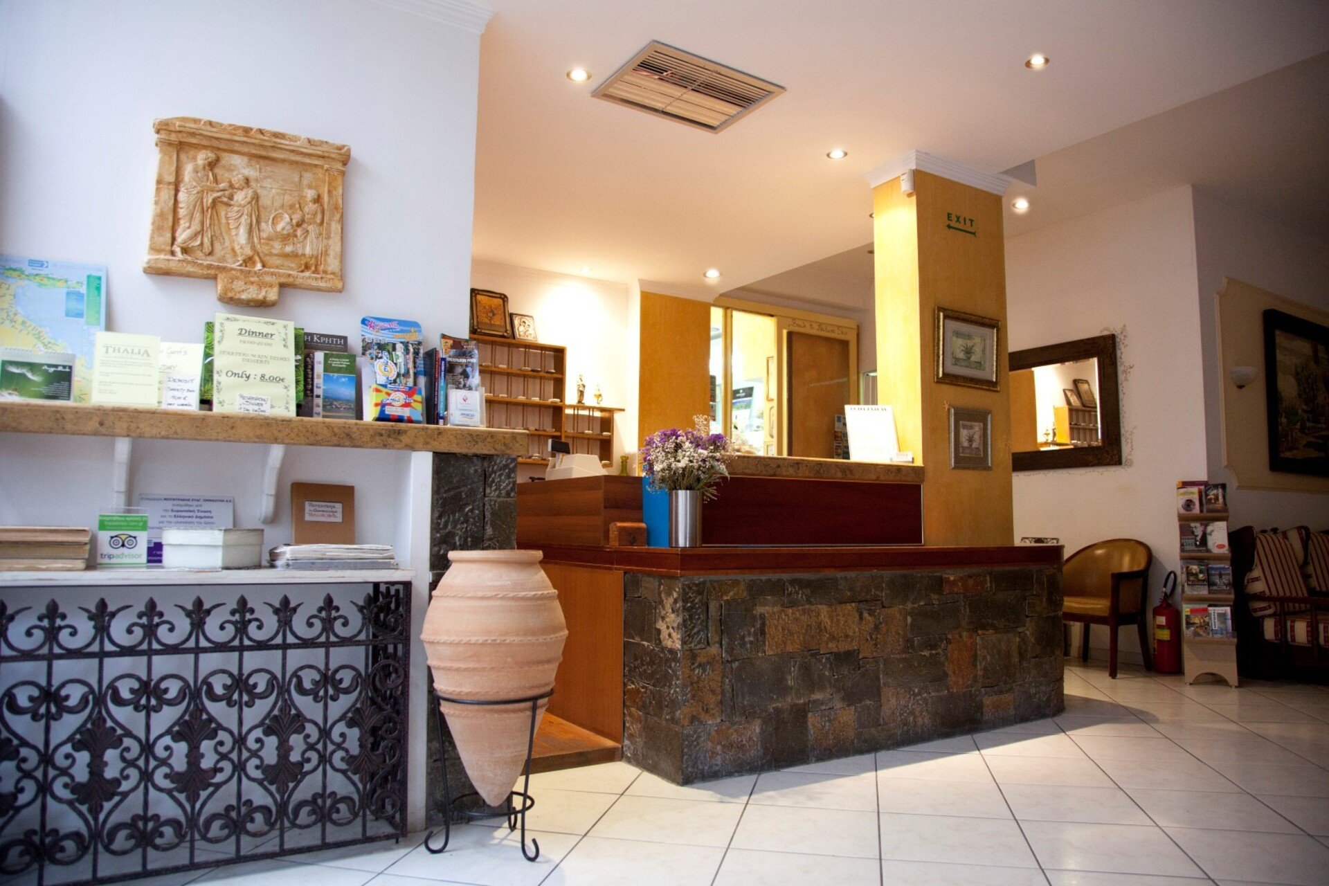 Thalia Deco City & Beach Hotel image 3