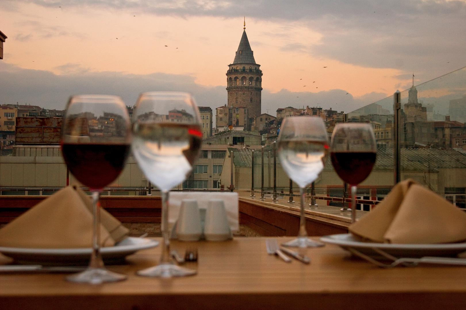 Golden City Hotel image 2
