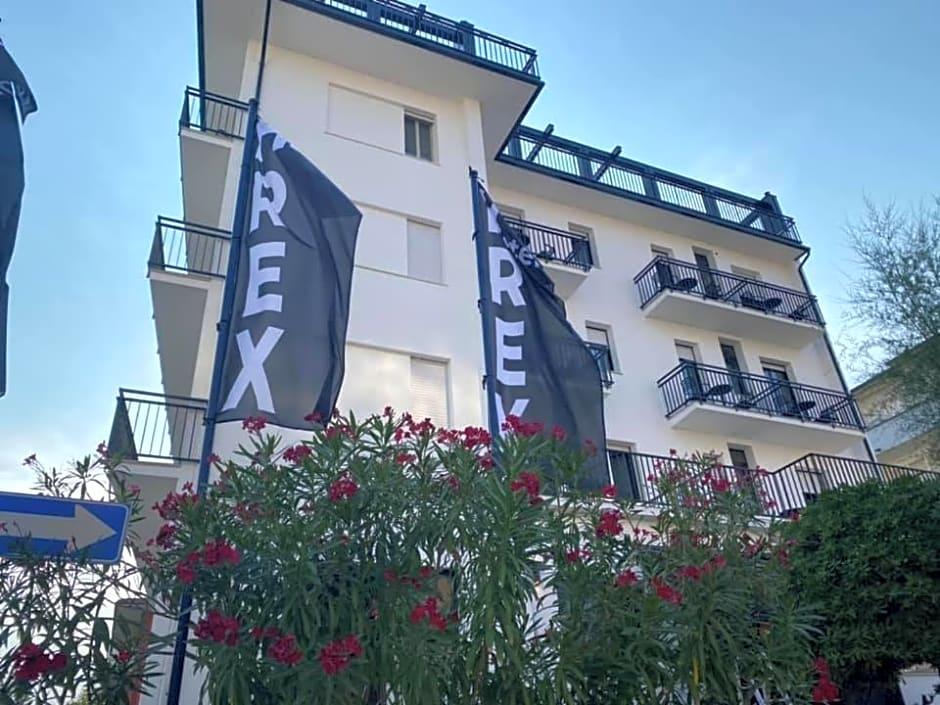 Rex foto 2