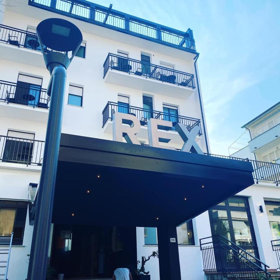 Rex.