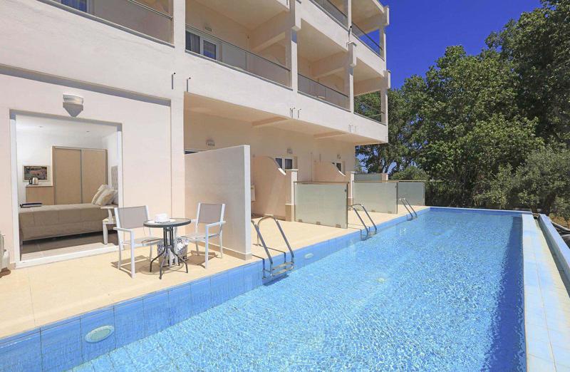 Cavomarina Beach Hotel in Kávos - foto 5