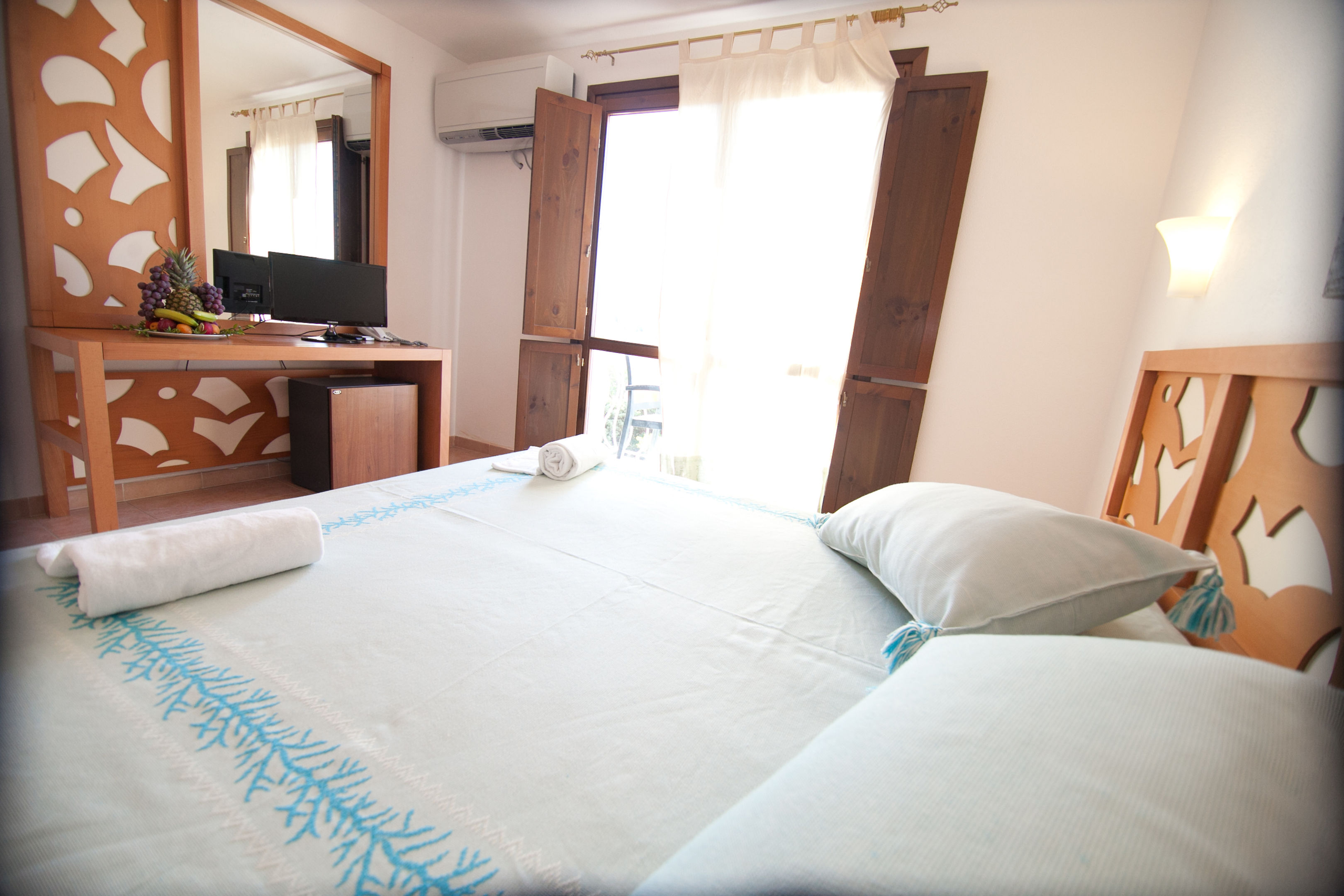 Suite met zithoek — Club Esse Gallura Beach Village