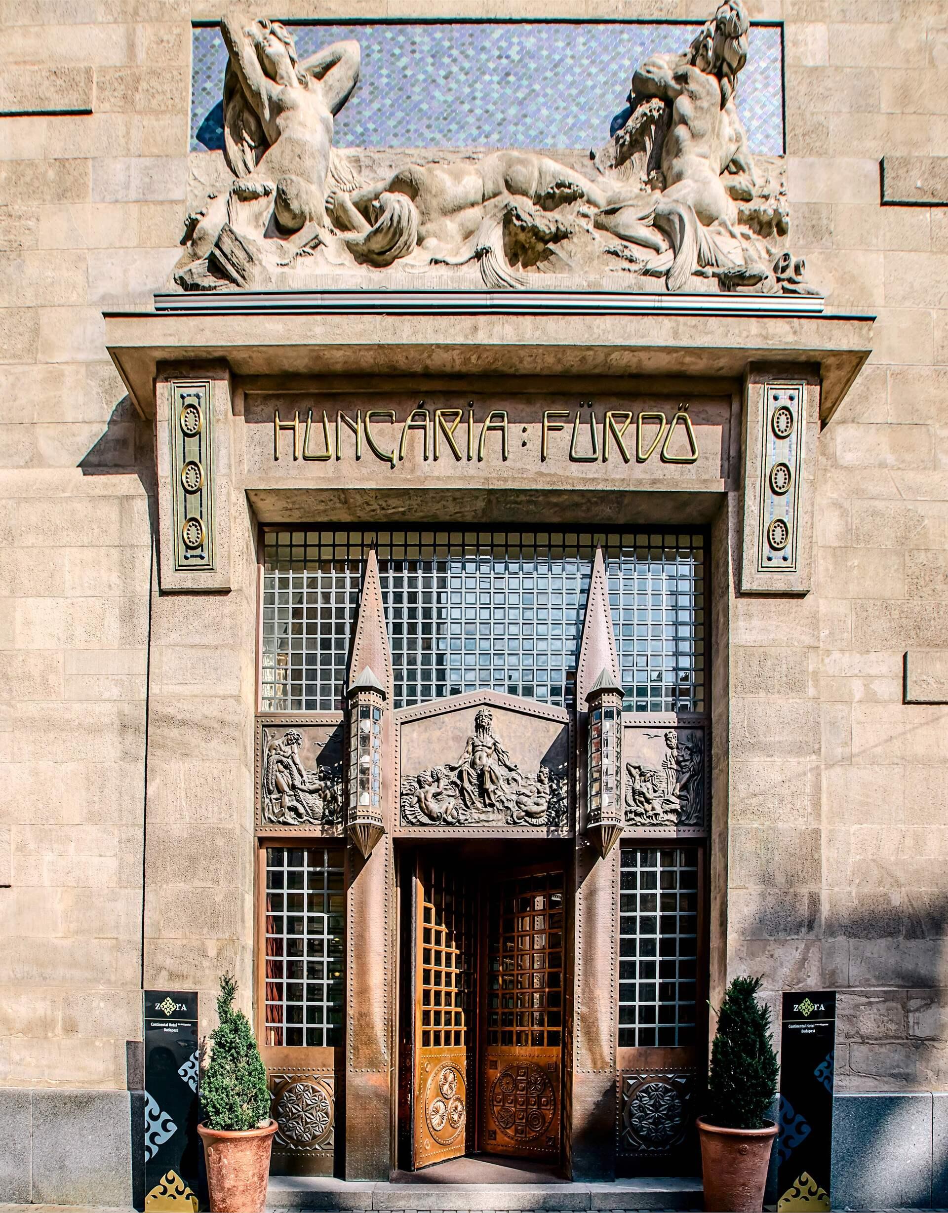 Continental Hotel Budapest image 1