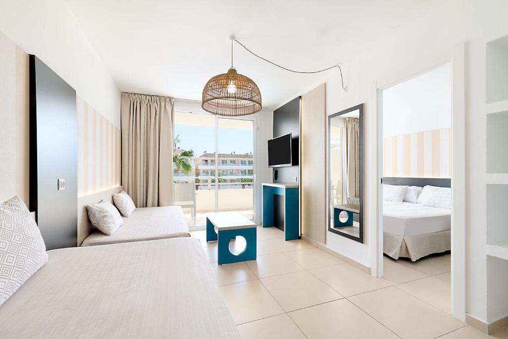 FERGUS Club Mallorca Waterpark image 1