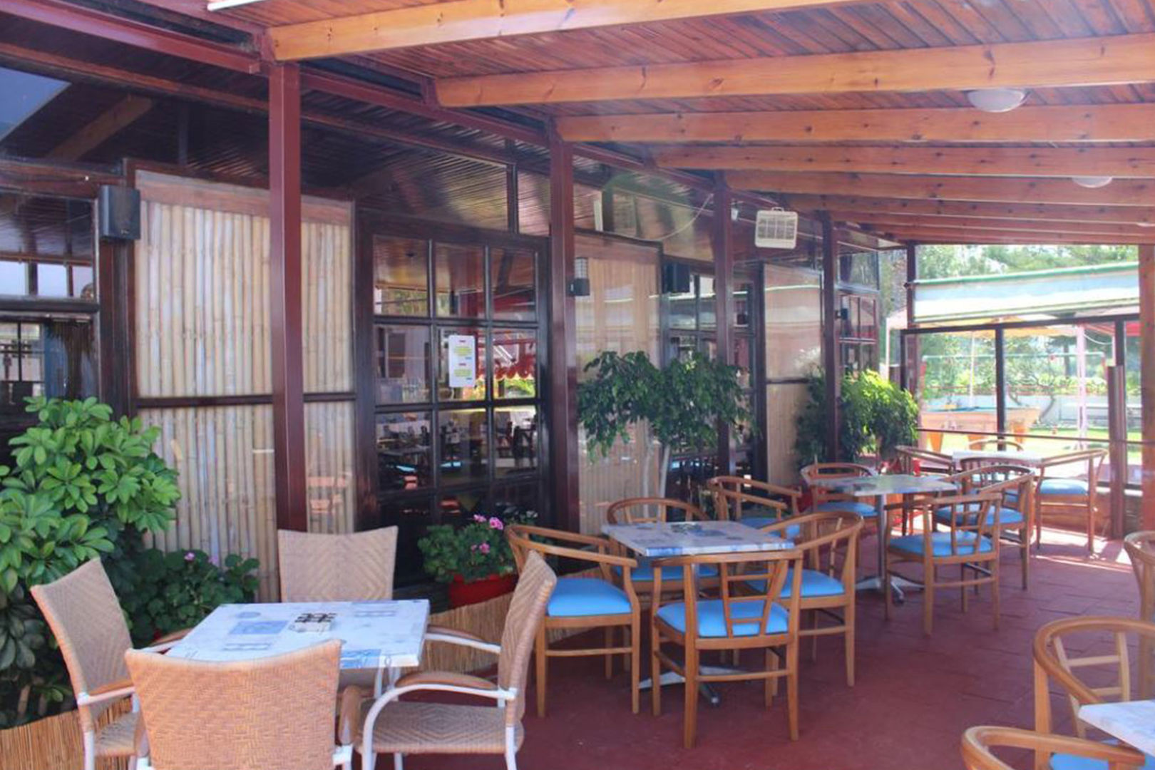 Asterias Bay Hotel image 3