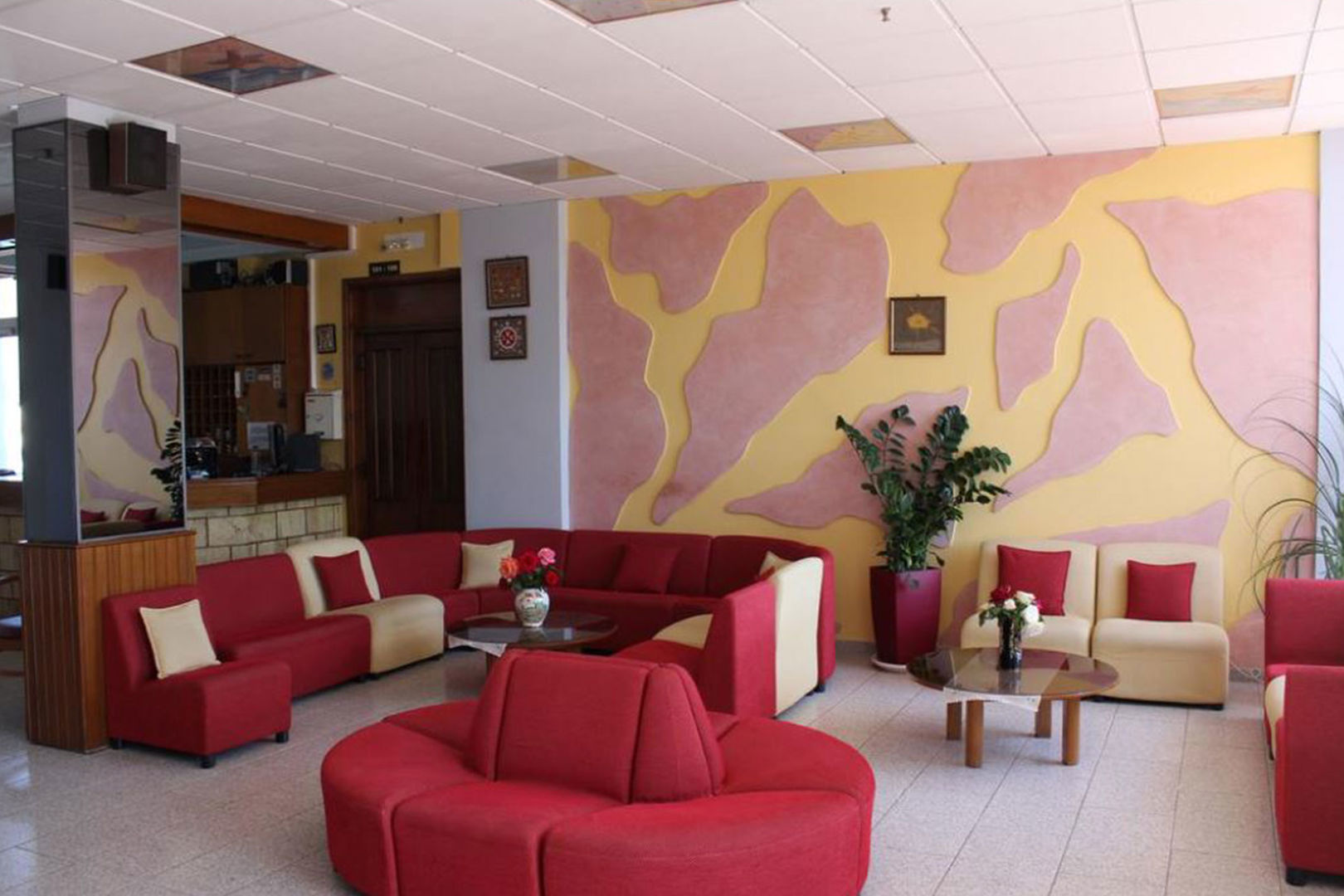 Asterias Bay Hotel image 2