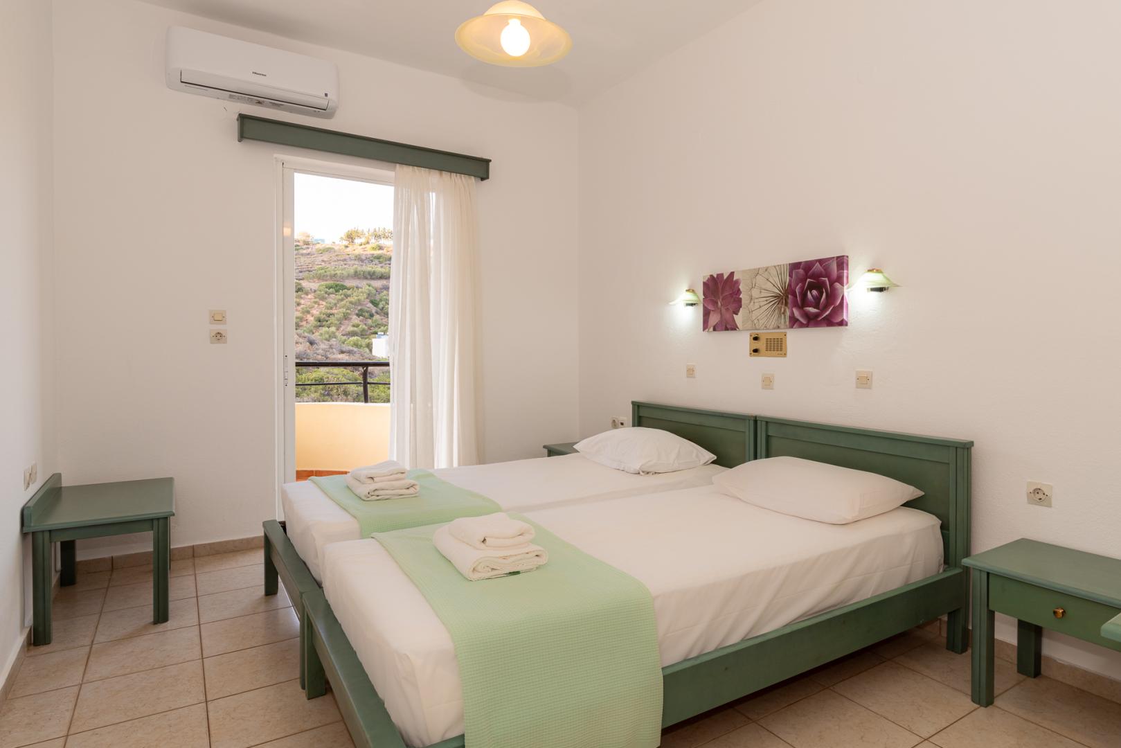 Elpis Studio-Apartments foto 6