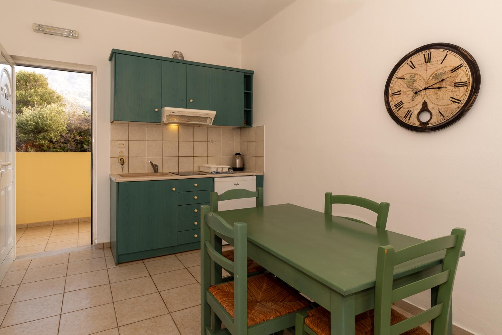 Elpis Studio-Apartments foto 10