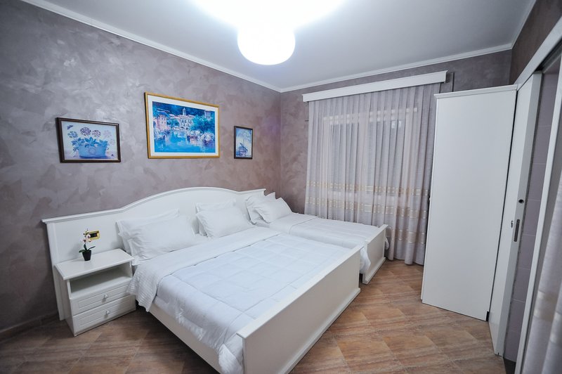 Iliria Internacional Hotel image 3