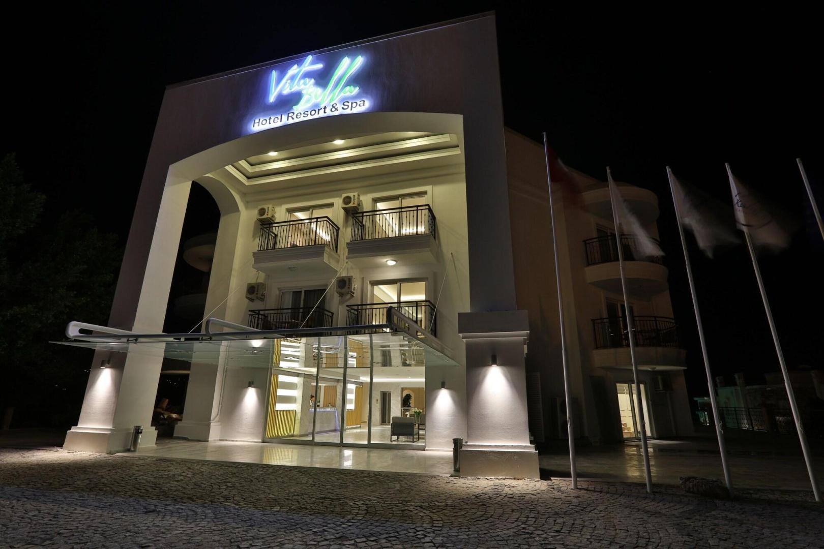 Hoofdingang van het hotel — Hotel Vita Bella Resort & Spa