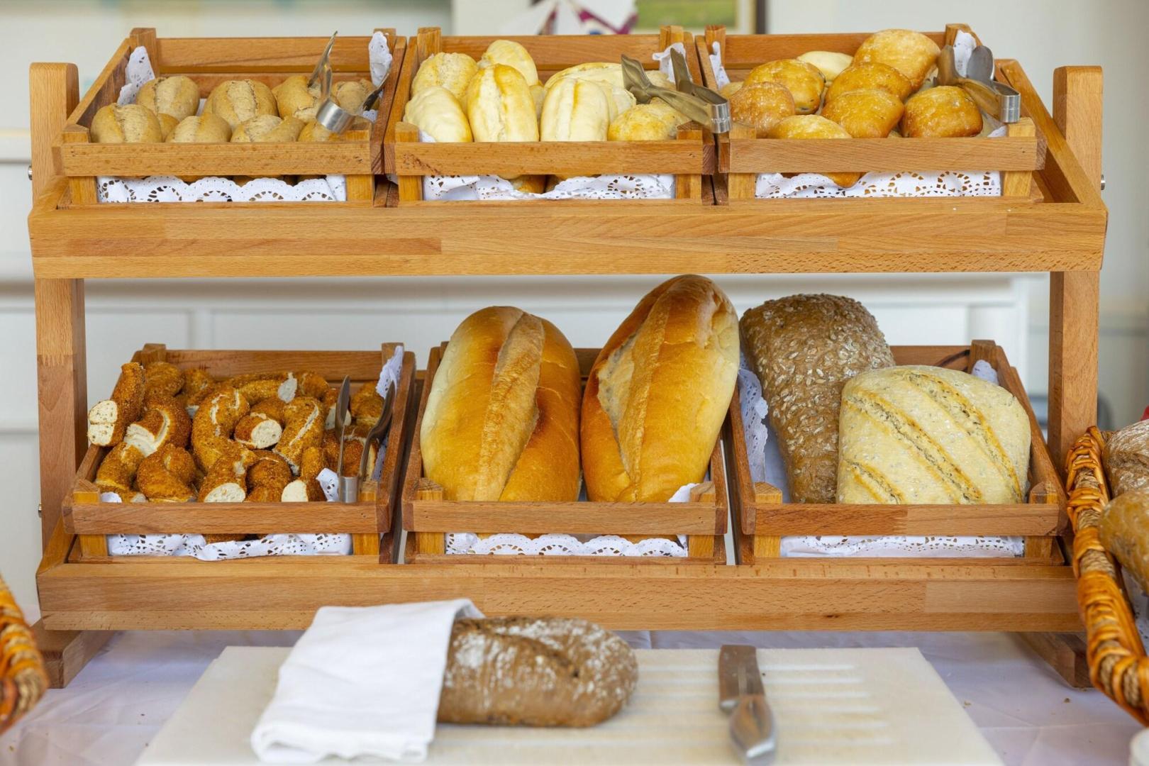 Buffet met diverse gerechten — Hotel Vita Bella Resort & Spa
