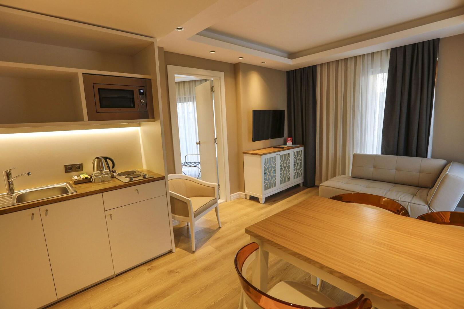 Suite met zithoek — Hotel Vita Bella Resort & Spa