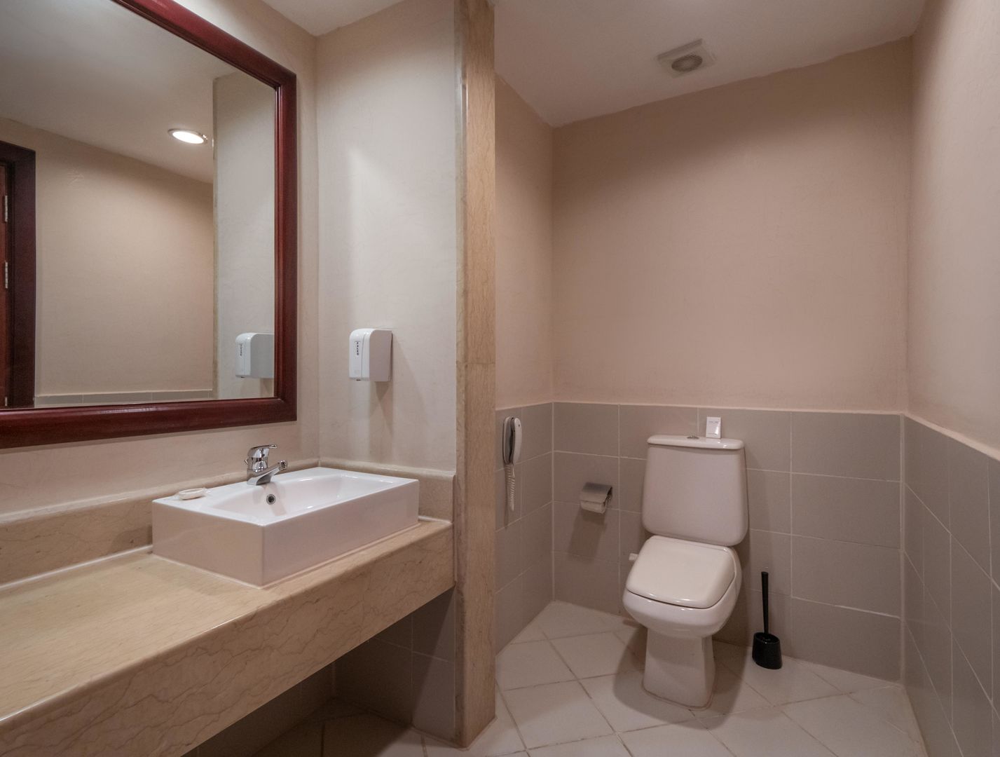 Serenity Alma Heights image 3