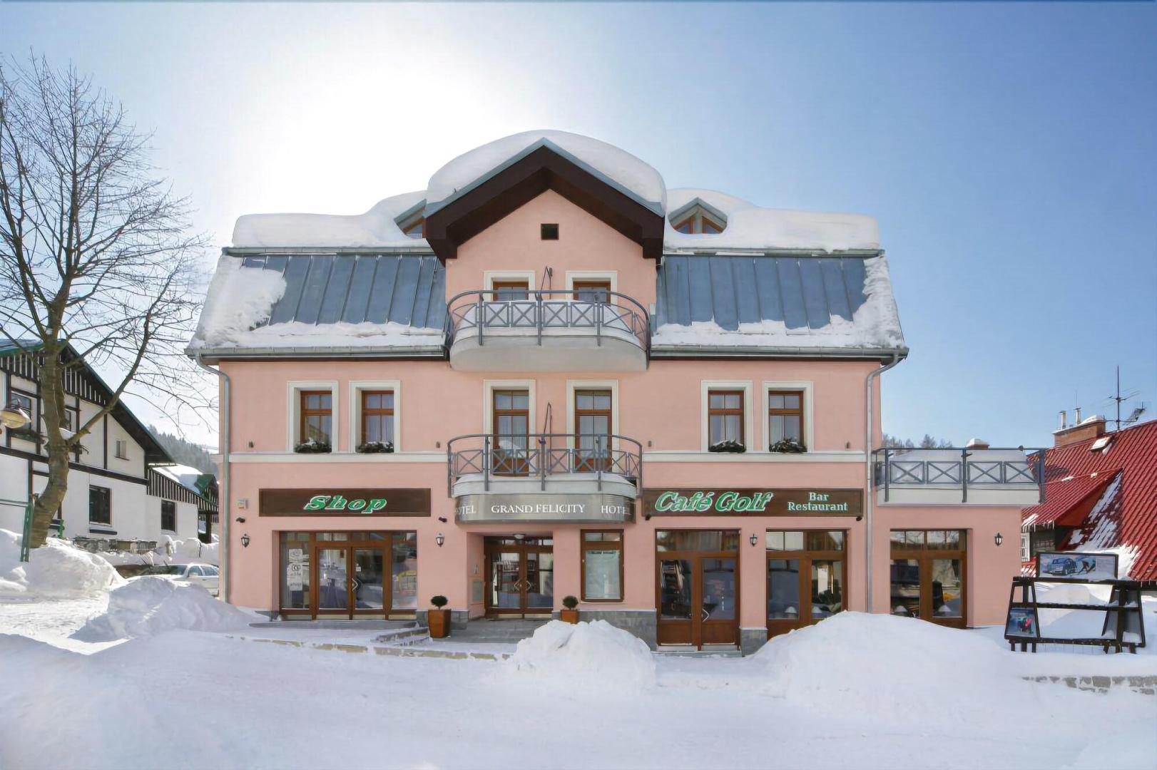 Hotel Grand foto 14