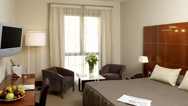 Alexandra Barcelona Hotel, Curio Collection by Hilton image 1