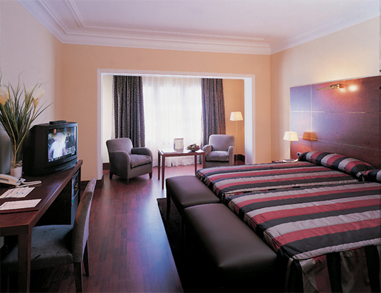 Alexandra Barcelona Hotel, Curio Collection by Hilton image 0
