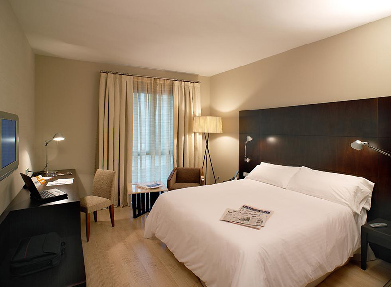 Alexandra Barcelona Hotel, Curio Collection by Hilton image 2