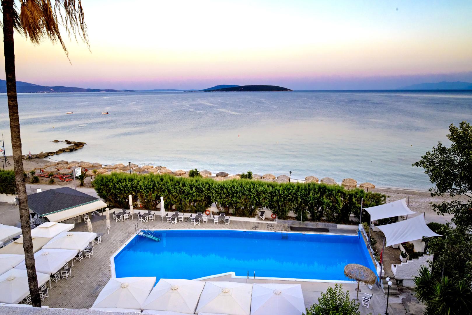 The Grove Seaside Hotel foto 15