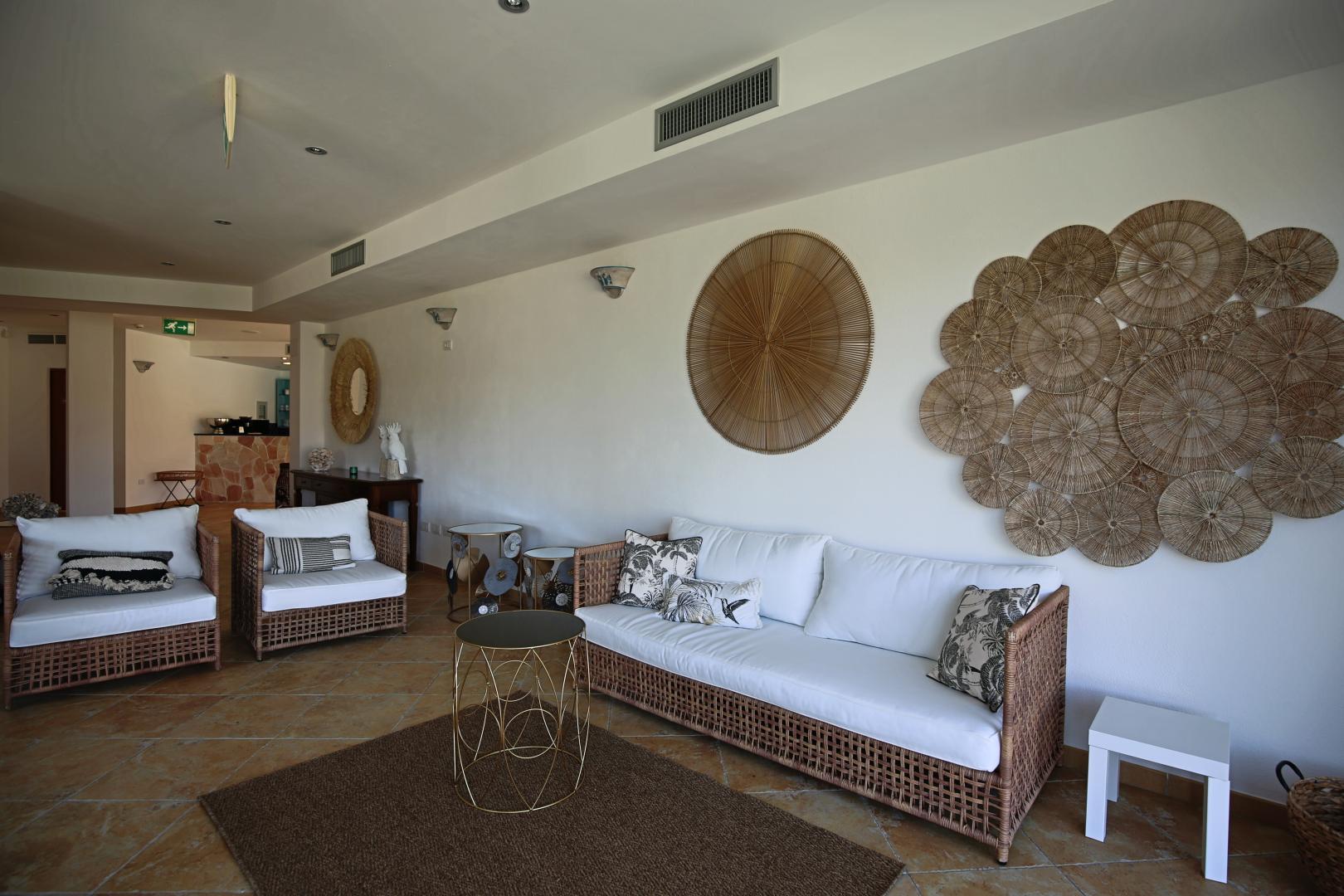 Suite met zithoek — La Smeraldina Resort