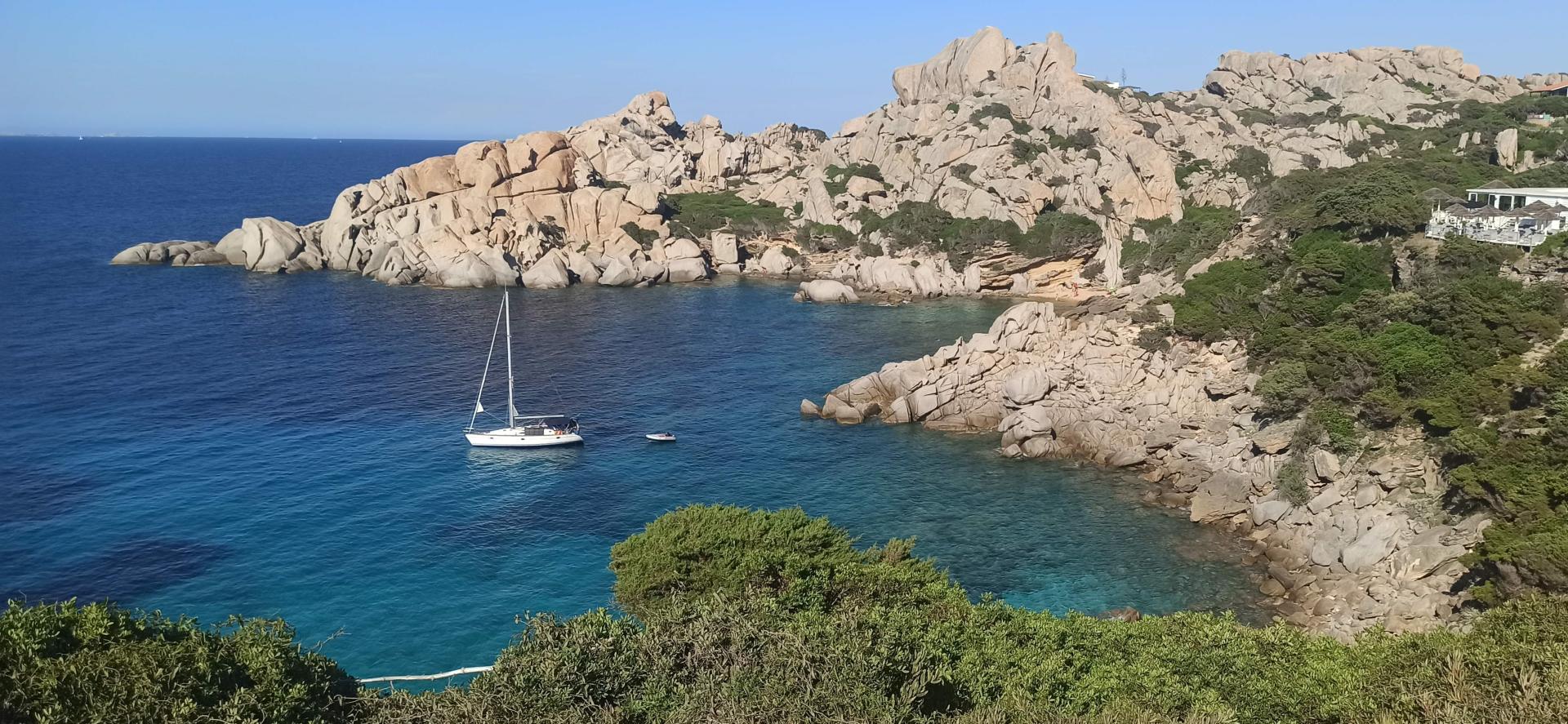 Zeezicht vanaf het balkon — La Smeraldina Resort