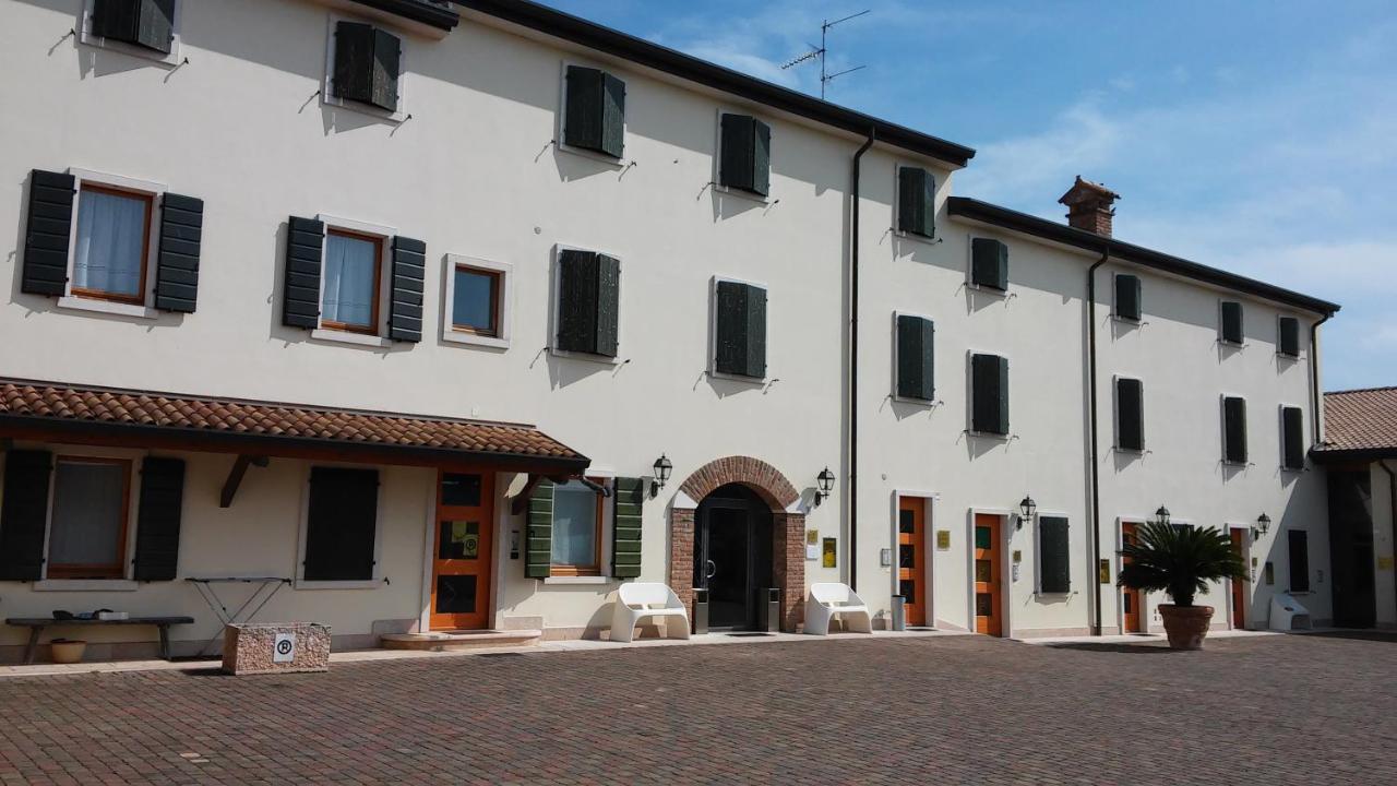 Relais Corte Pontigliardo.