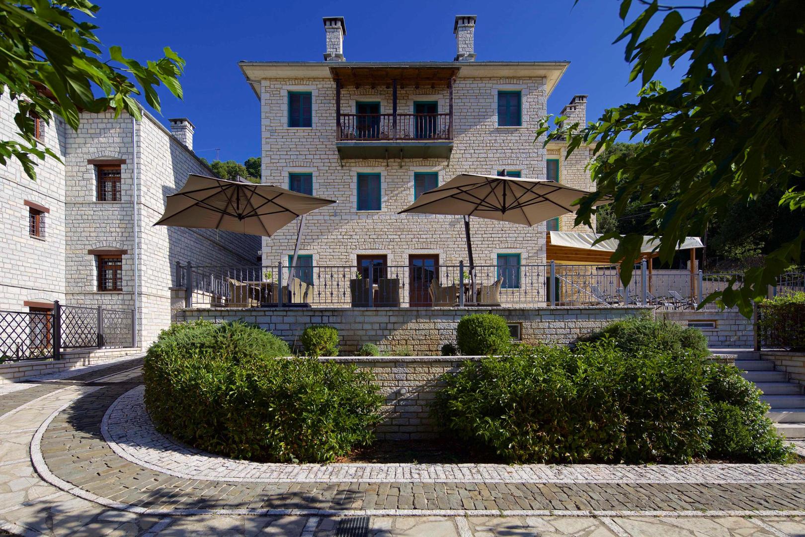Zagori Suites image 3