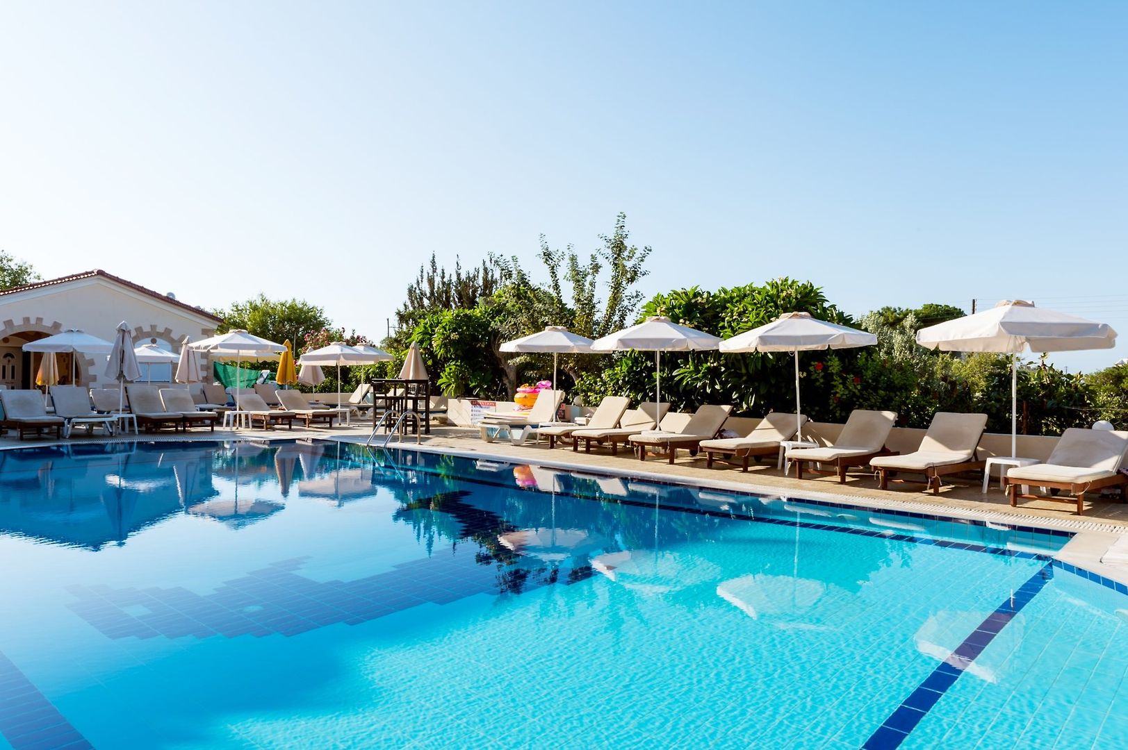 Summer Memories Hotel Apartments image 2