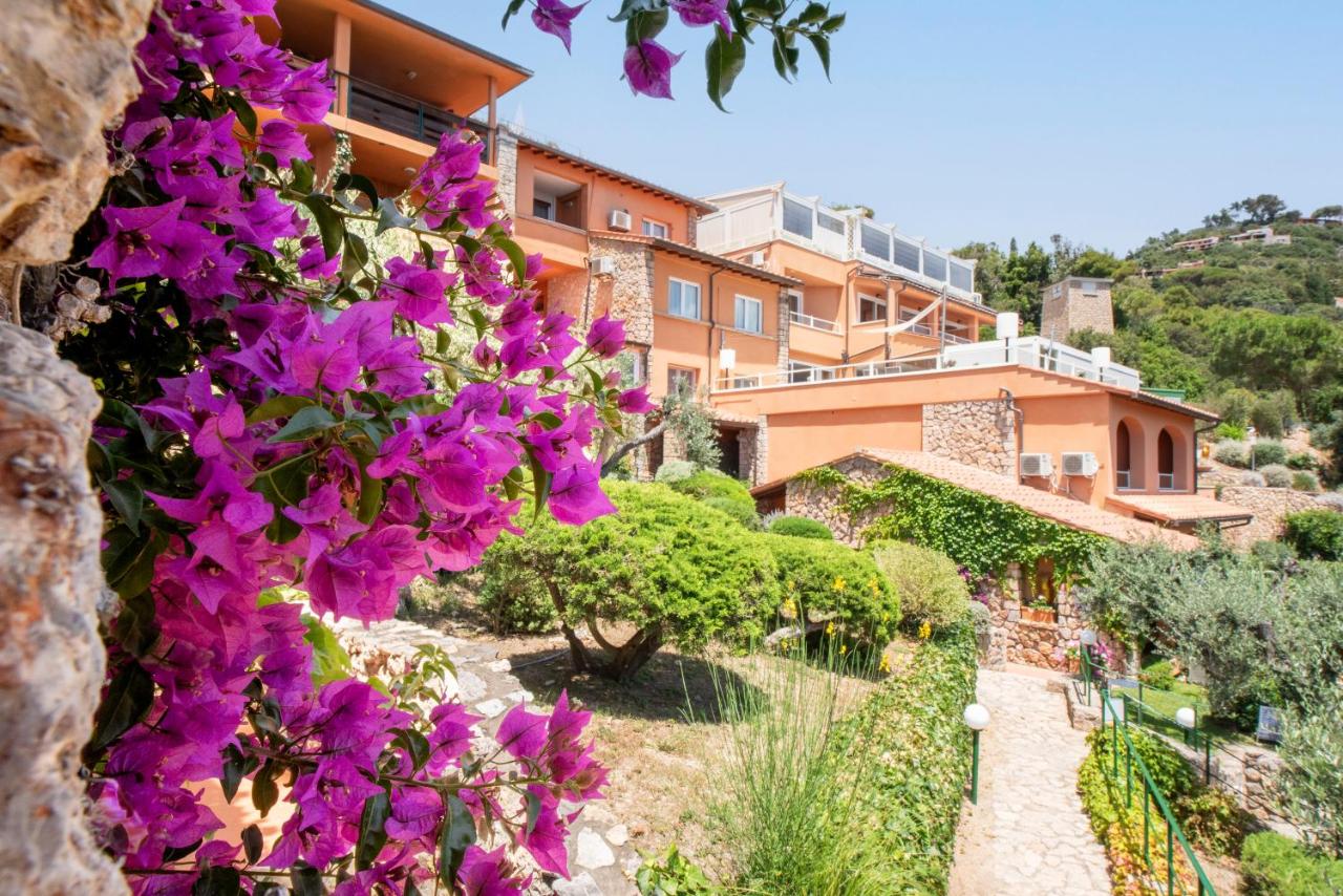 Boutique Hotel Torre di Cala Piccola foto 3