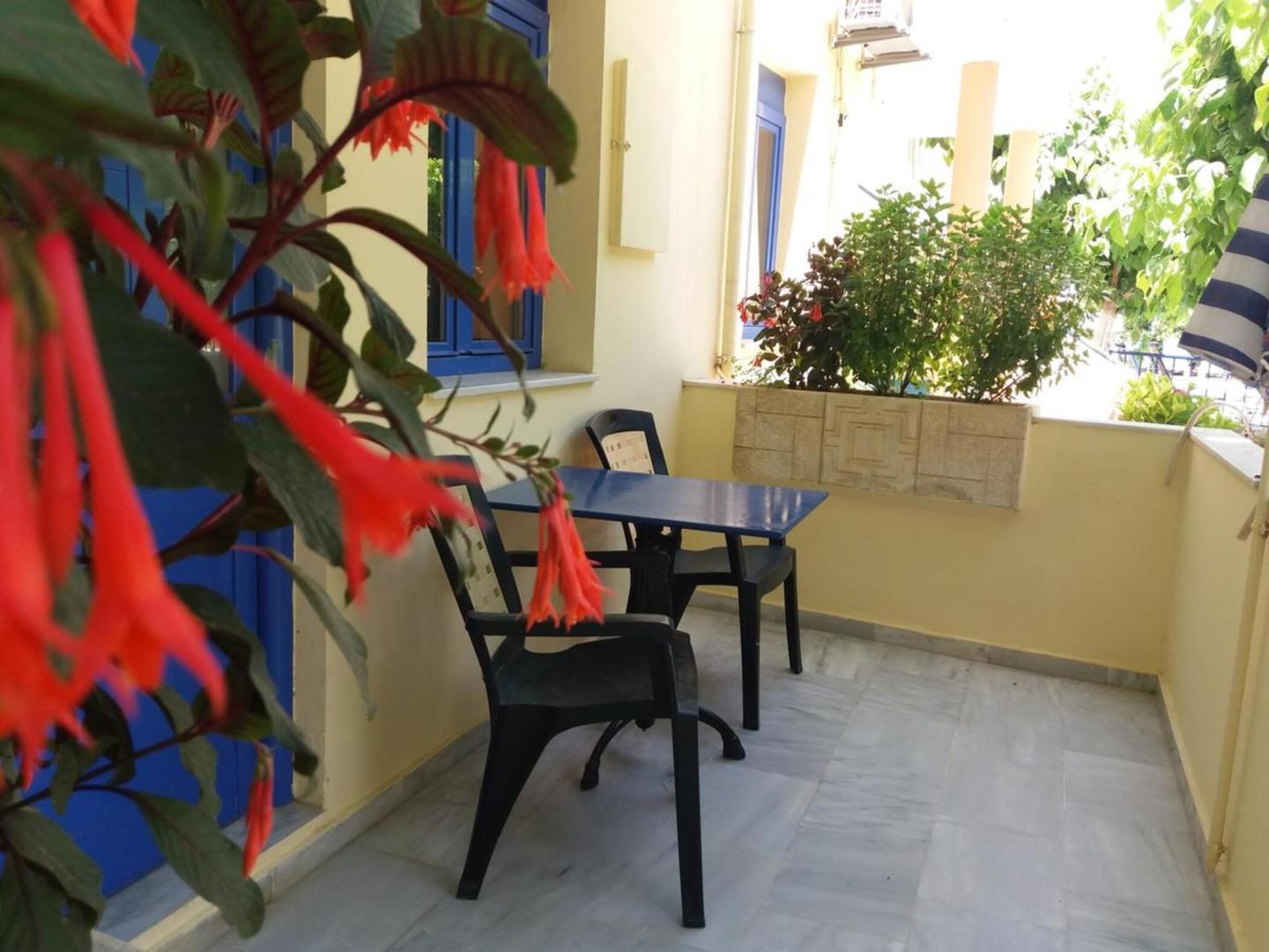 Leonidas Studios & Apartments foto 11
