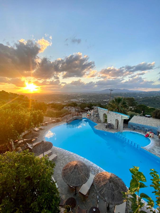 Arolithos Traditional Cretan Village foto 1