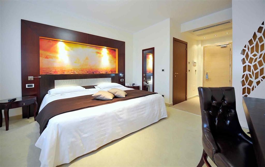 Kamer met tweepersoonsbed — Mercure Olbia