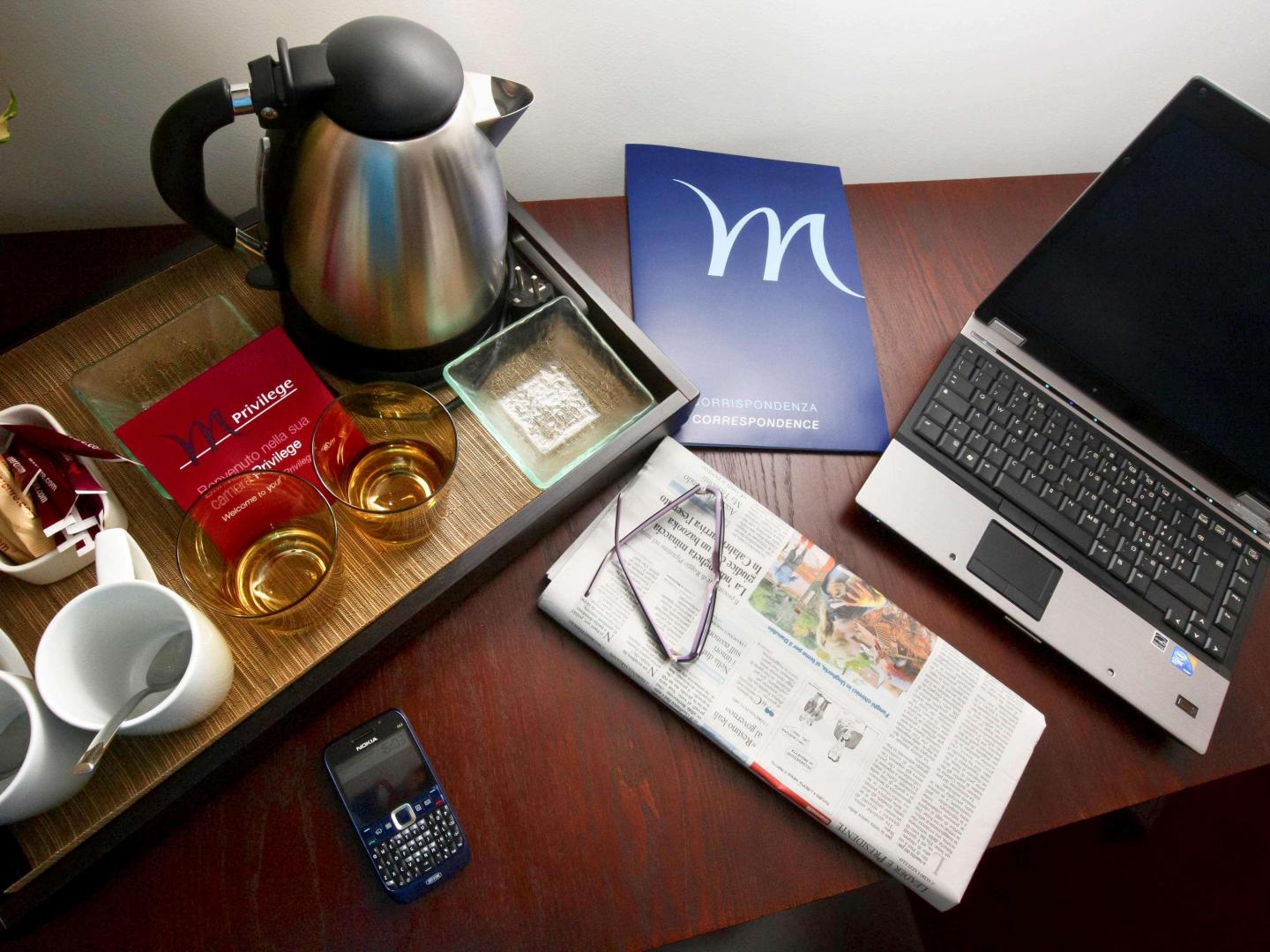 Lobby met receptie — Mercure Olbia