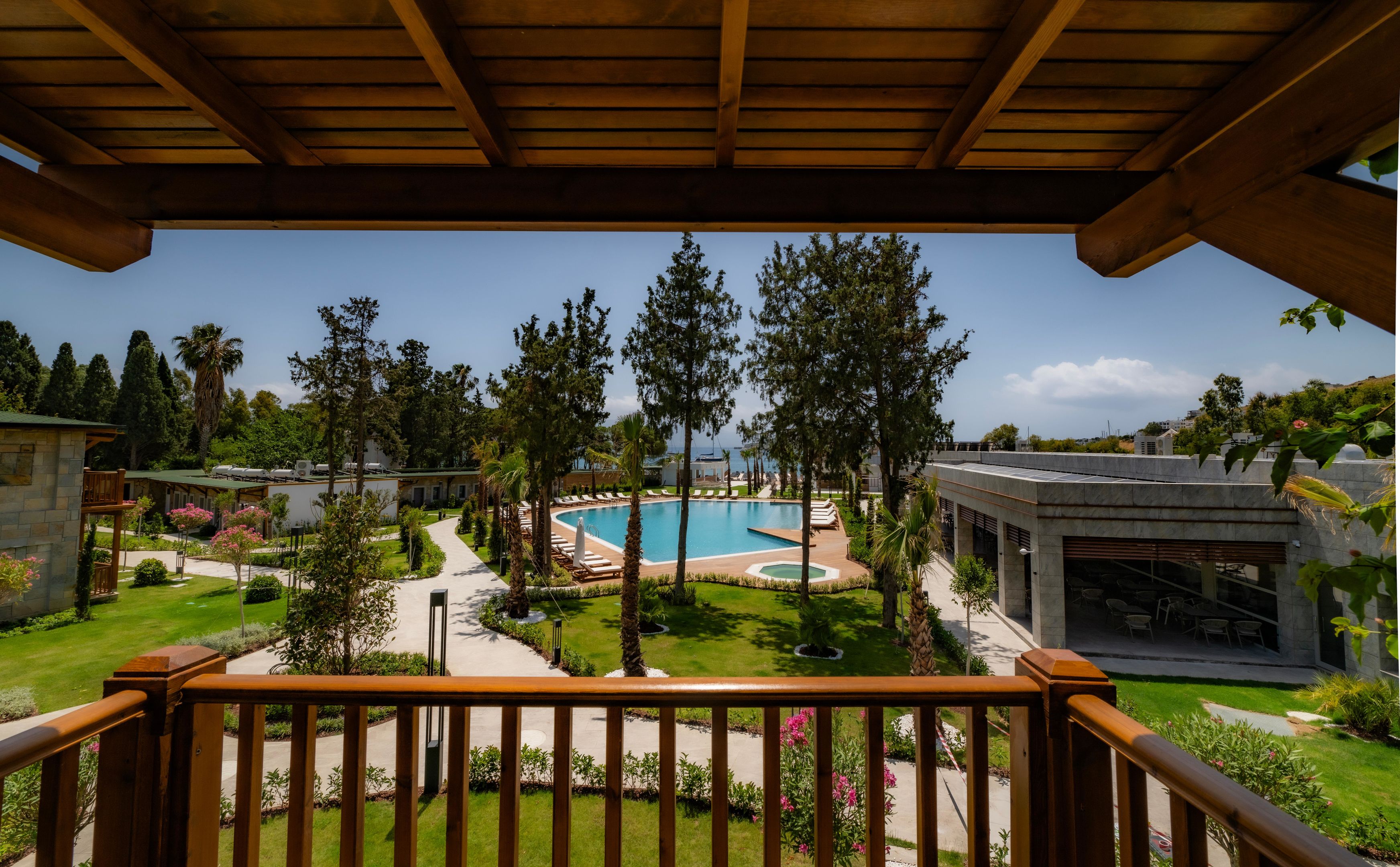 Zeezicht vanaf het balkon — Suum Bodrum Hotel & Beach