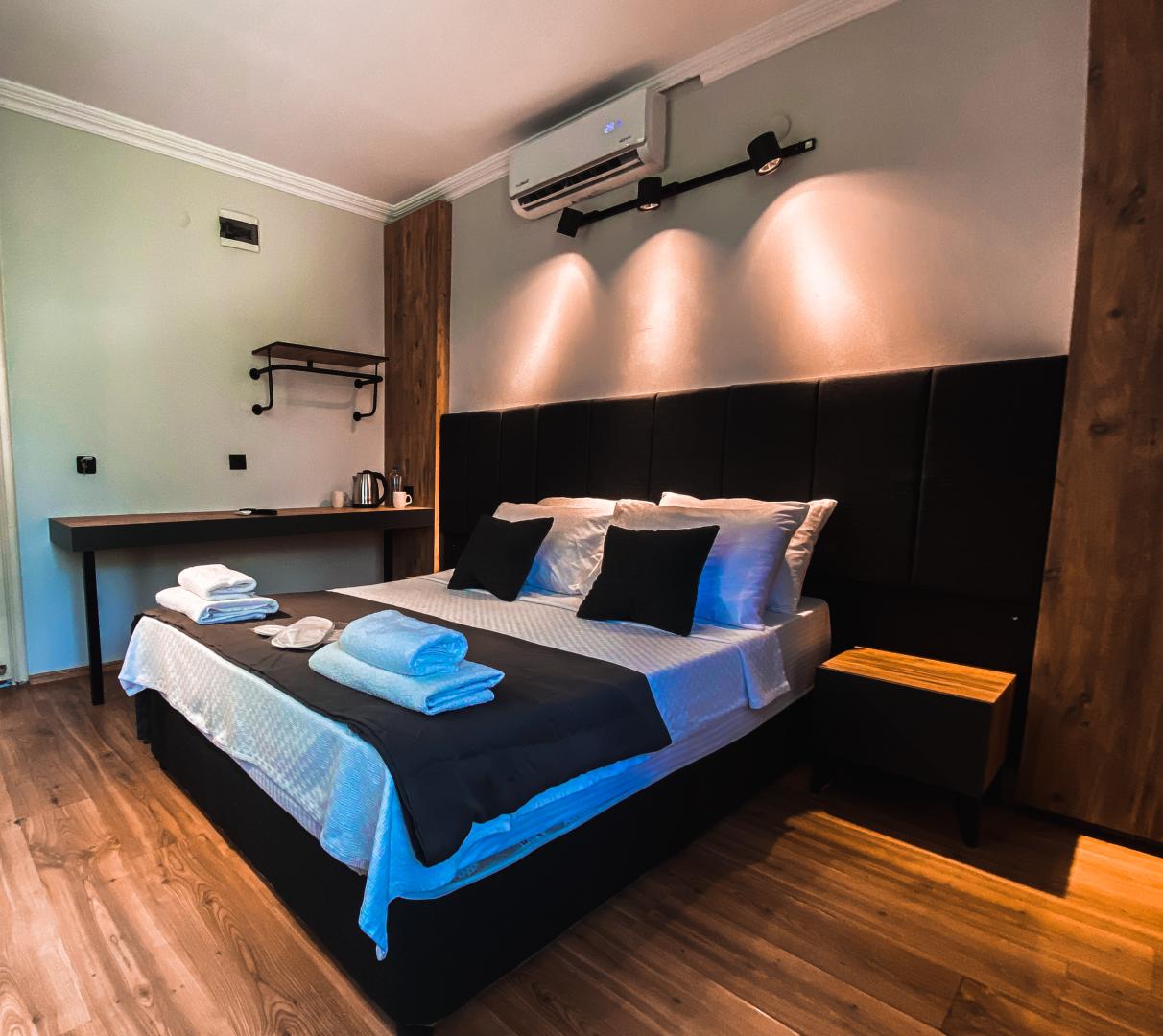 Tepe Hotel image 1