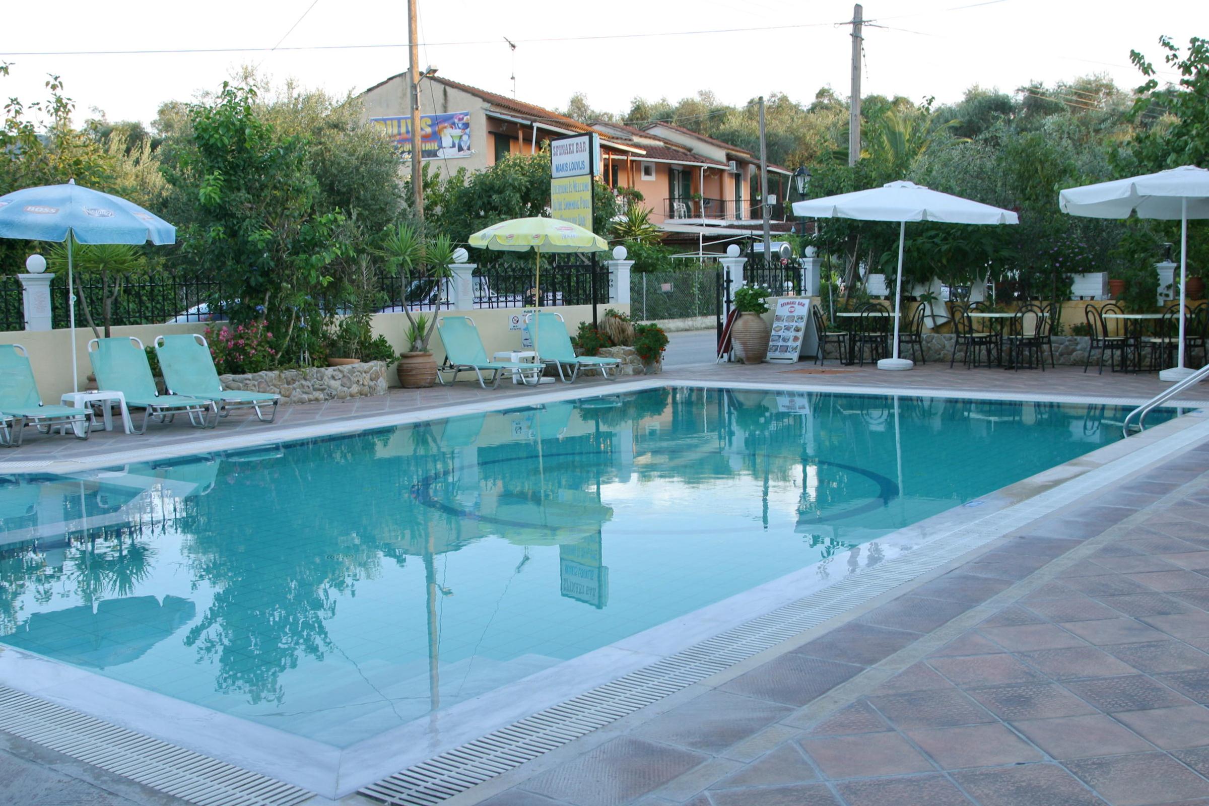 Makis Louvlis Apartments & Studios foto 3