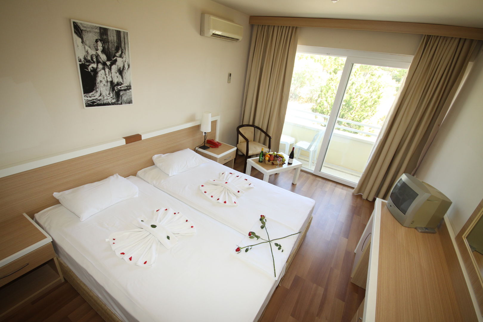 Tuntas Beach Hotel Altinkum foto 12