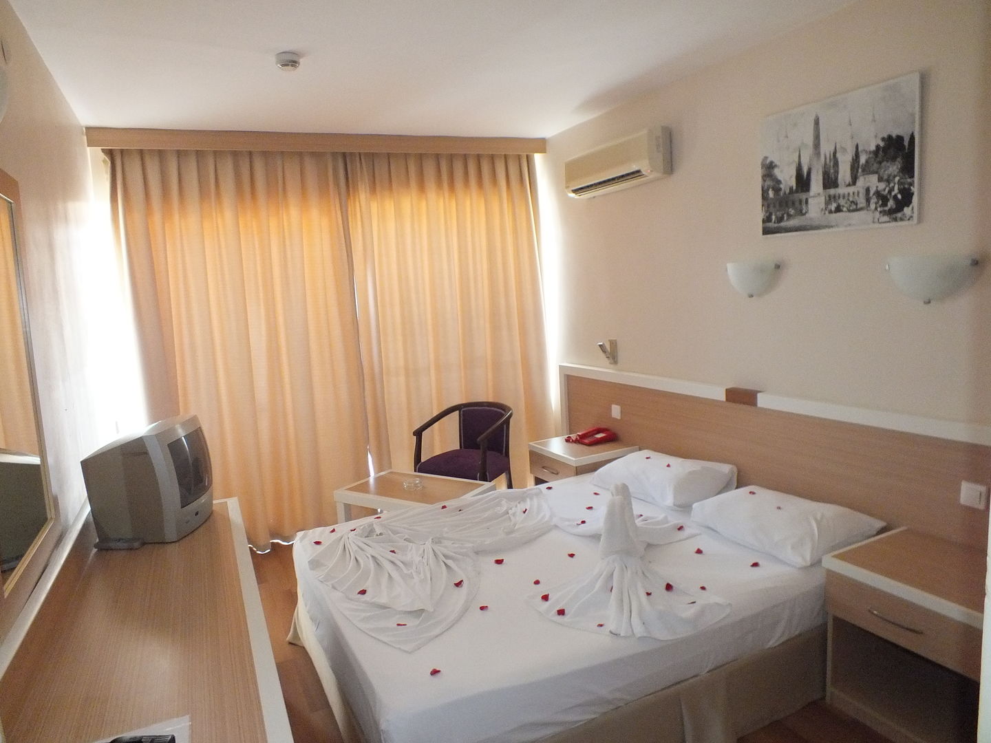Tuntas Beach Hotel Altinkum foto 9