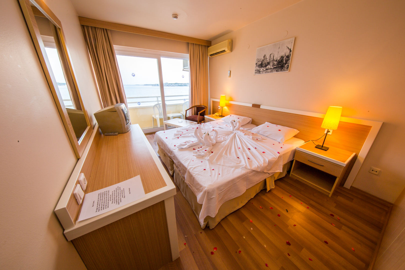 Tuntas Beach Hotel Altinkum foto 15
