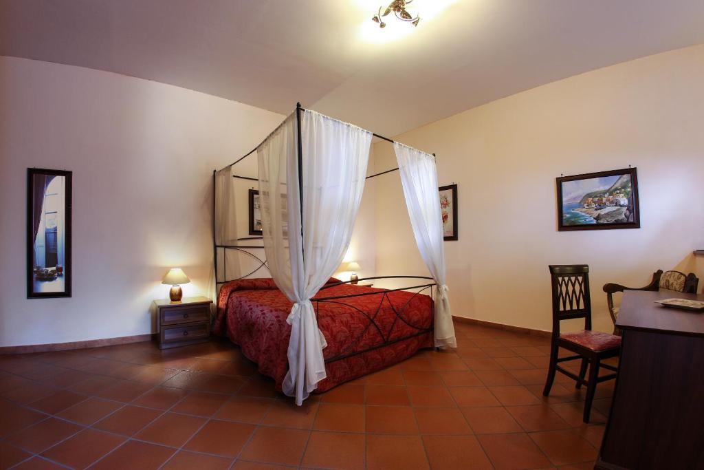 Grand Hotel Capodimonte foto 10
