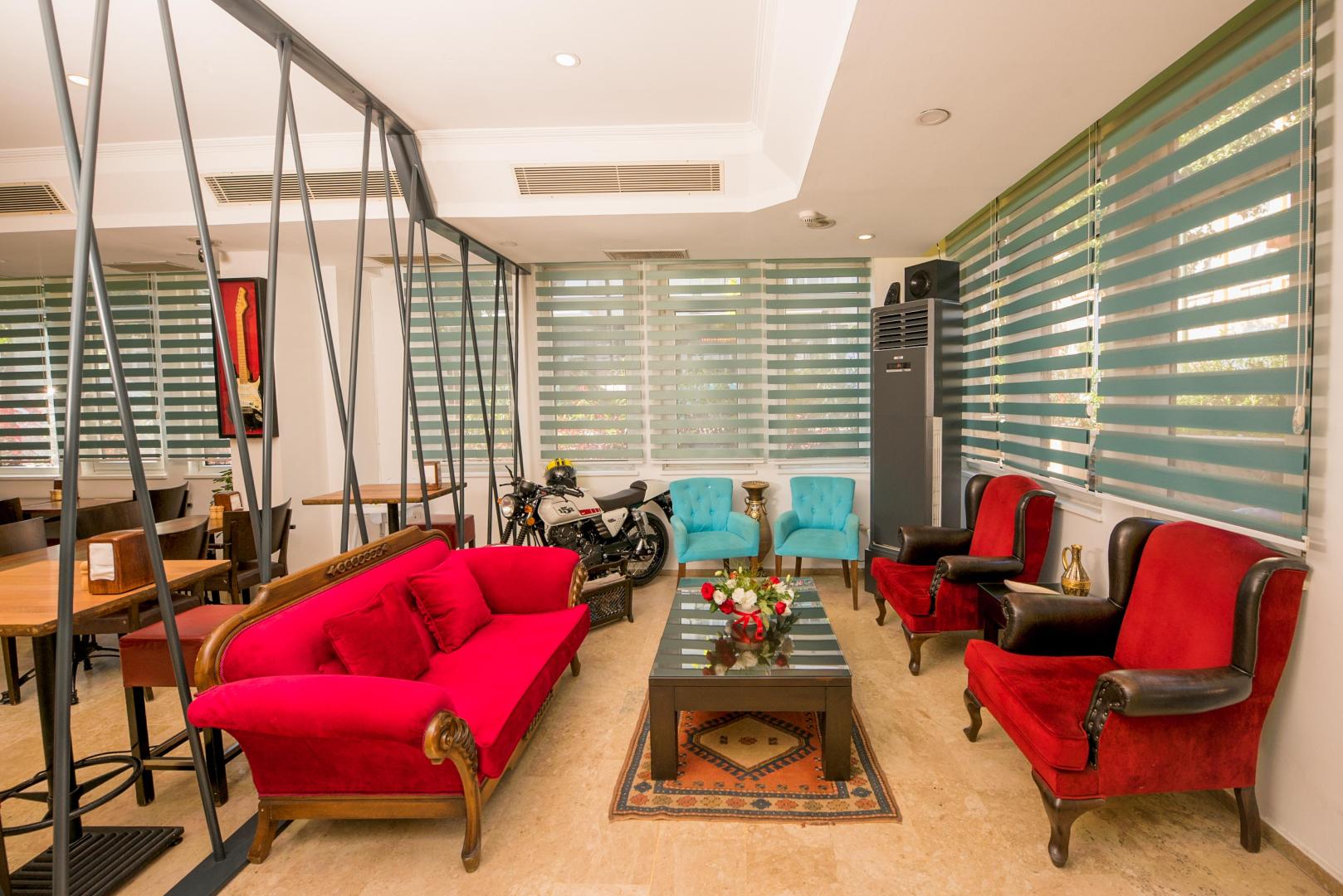 Mera Park Hotel image 1