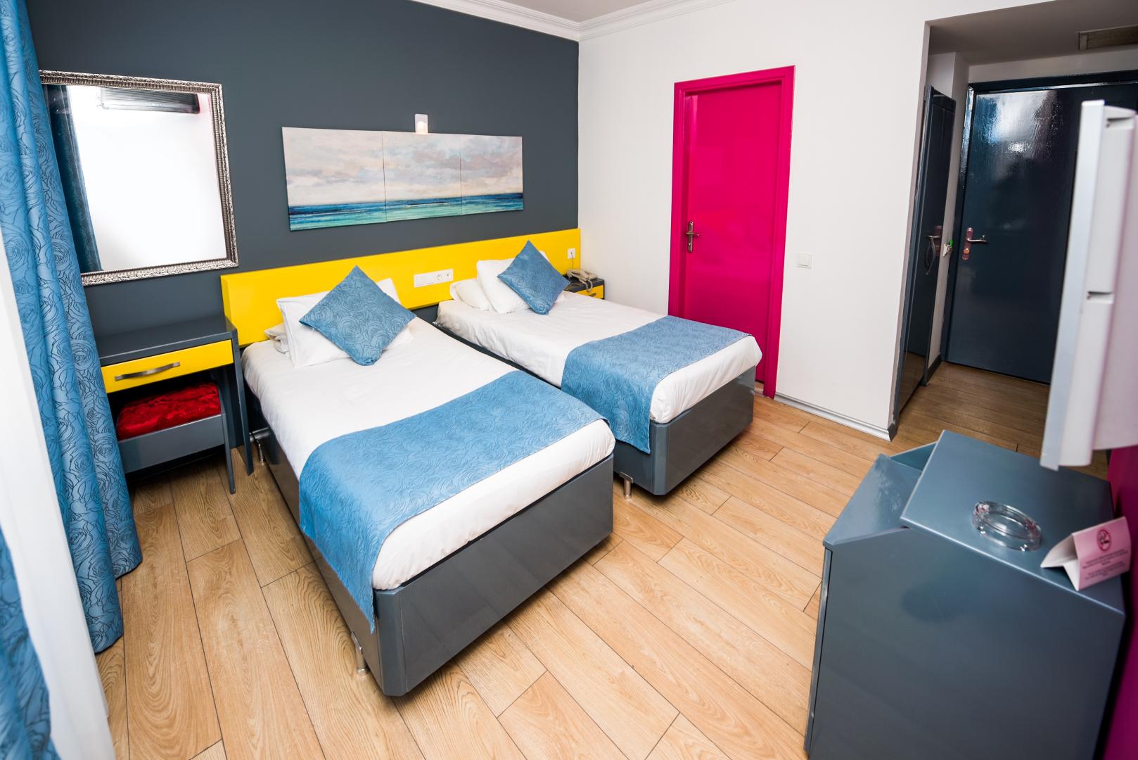 Mera Park Hotel image 2