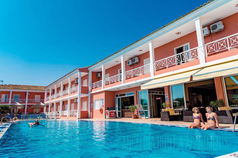Angelina’s Hotel & Apartments in Sidari - foto 2