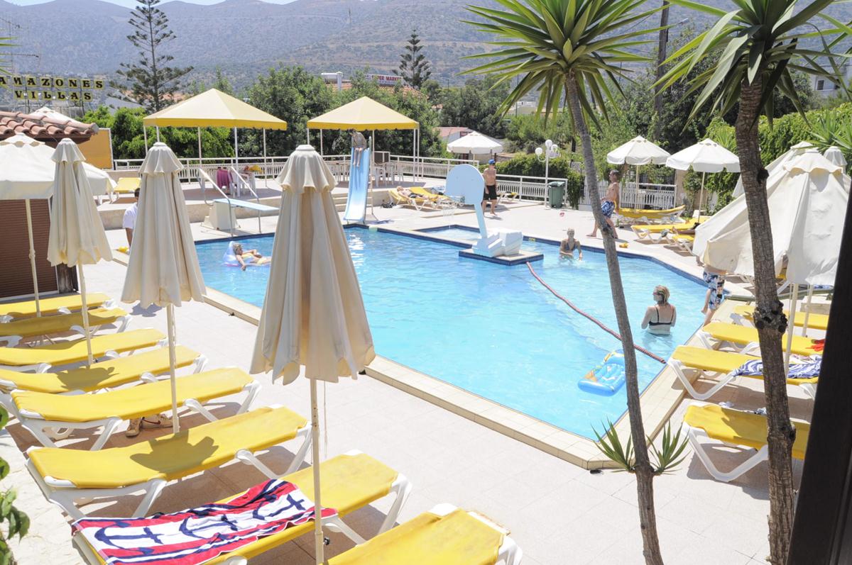 Amazones Villas Apartments image 2