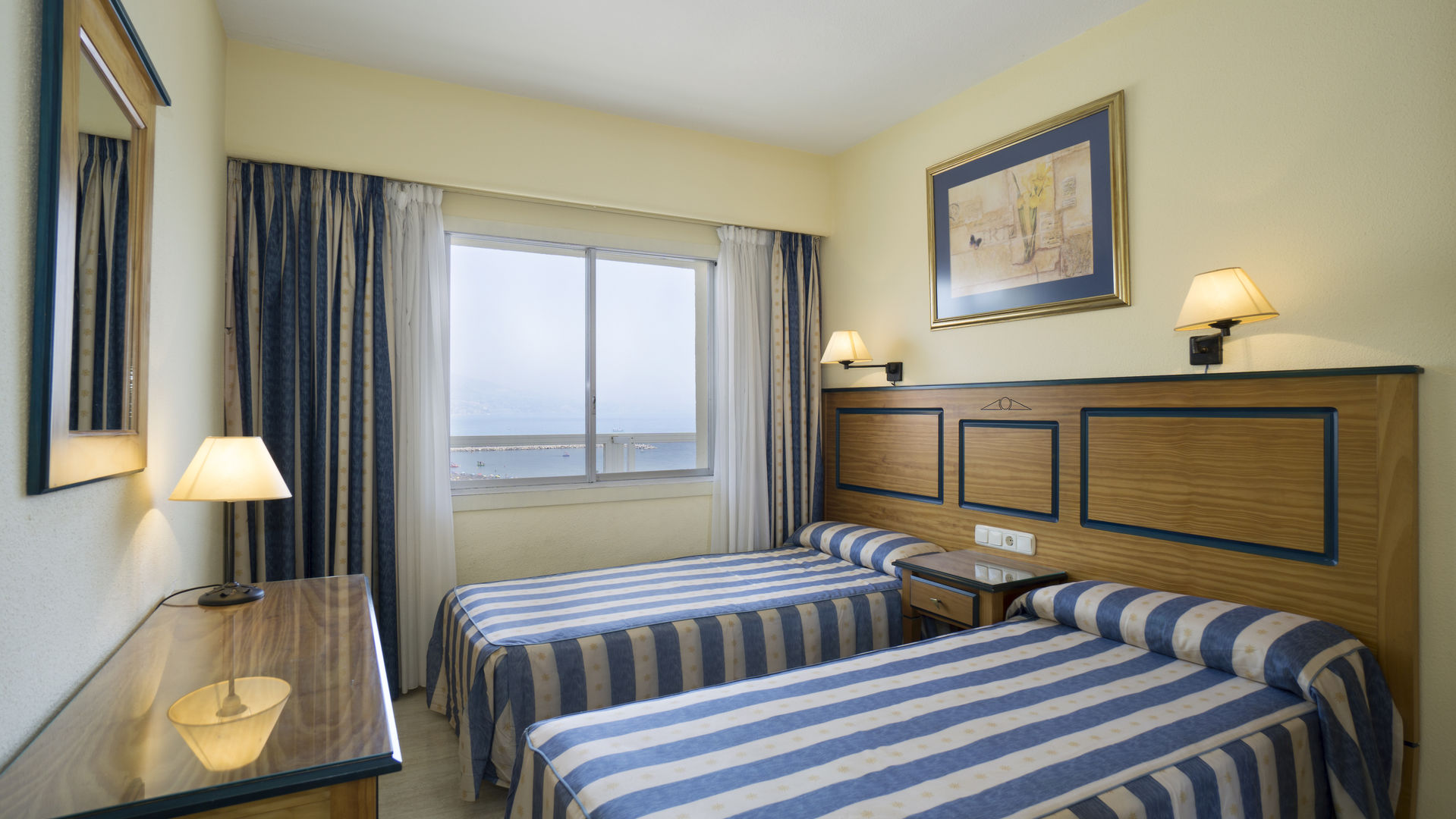 Hotel Apartamentos Pyr Fuengirola foto 22