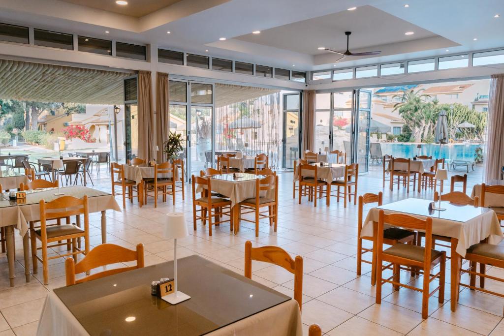 The Makronisos Holiday Village foto 23