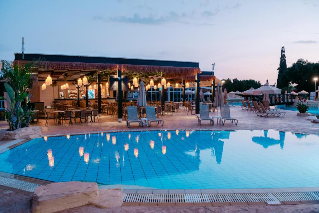 The Makronisos Holiday Village foto 19