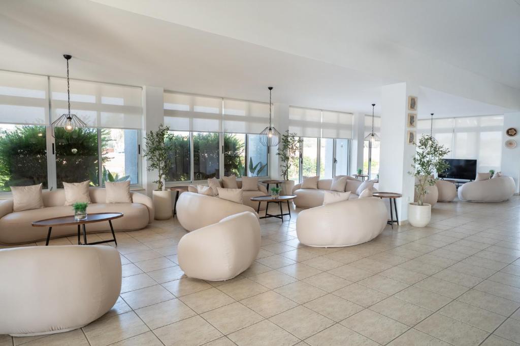 The Makronisos Holiday Village foto 16