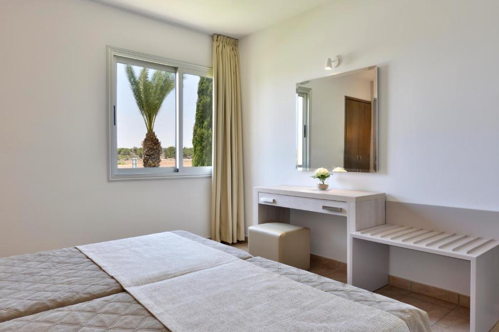 The Makronisos Holiday Village foto 17
