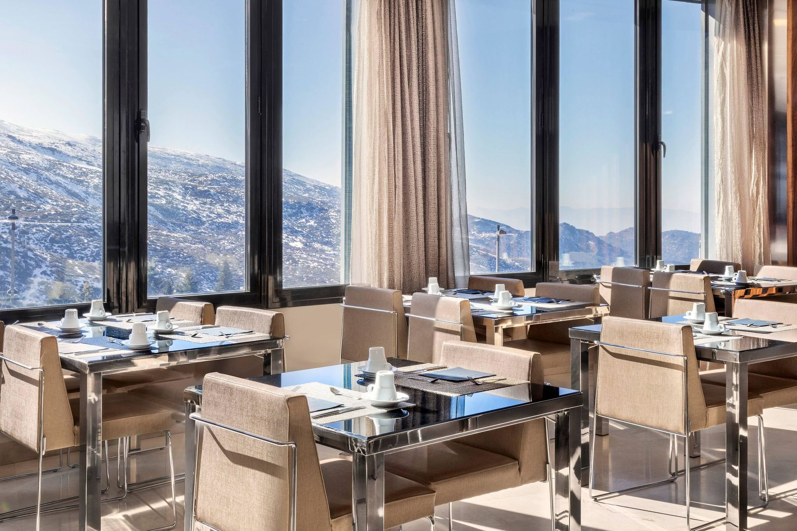 Meliá Sol y Nieve image 3