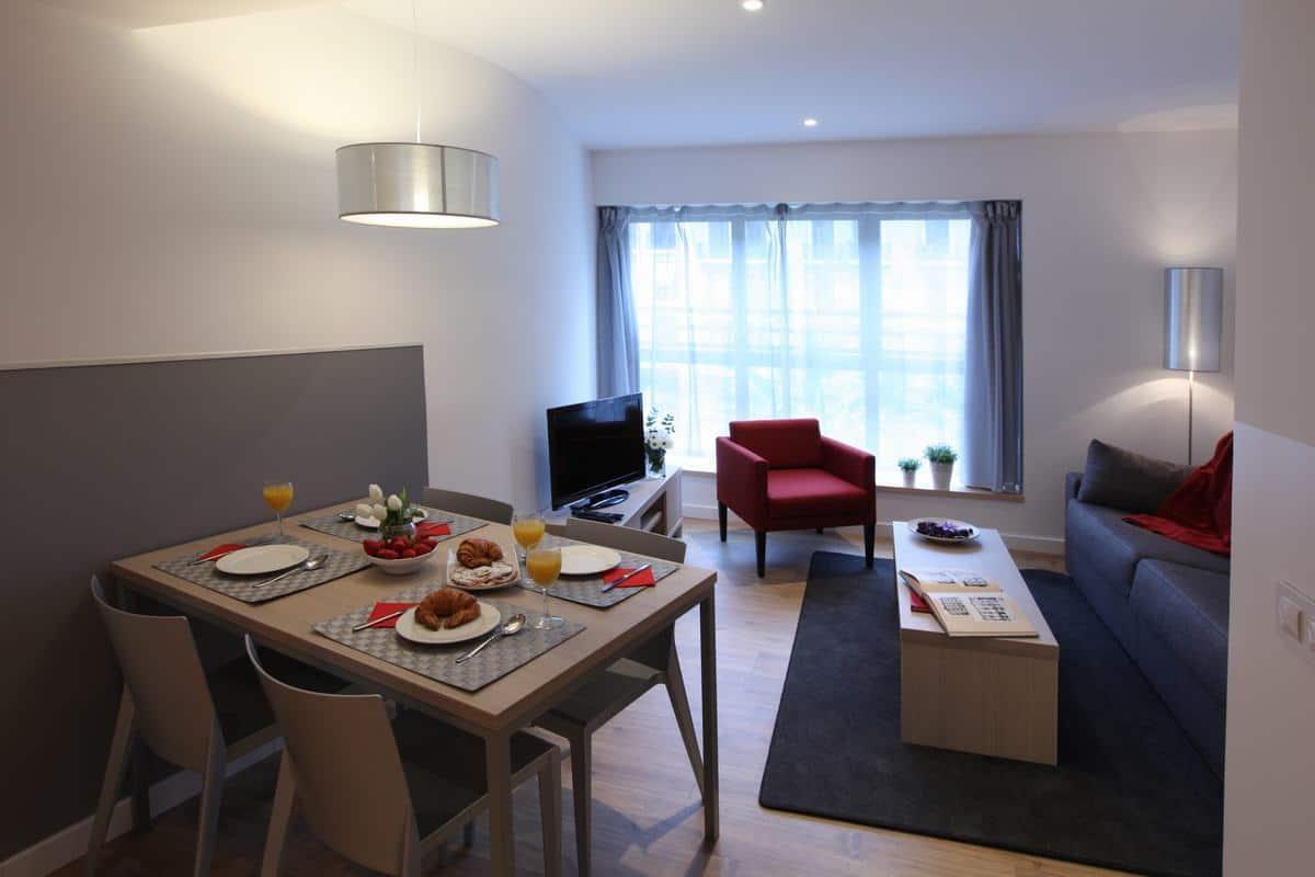 MH Apartments Suites image 2